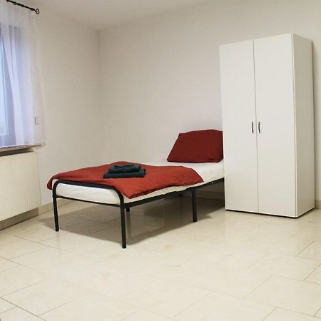 Spacious Apartment In Industrial Area Ludwigsburg Eksteriør billede